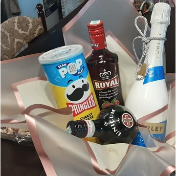 PARTYKOSÁR  ROYAL  VODKA  MÁLNÁSSAL