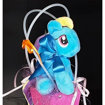 BALLAGÁSRA,  PONI  KÉK  PLÜSS  FIGURA  TÁSKÁBAN  20  ×  20  CM