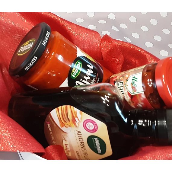 DELIKÁTCSOMAG  FEHÉR  DOBOZBAN